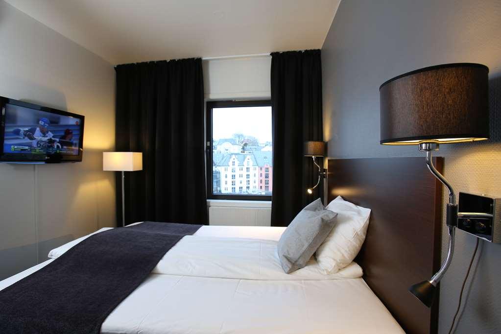 Four Monkeys Hotel Alesund Amenities photo